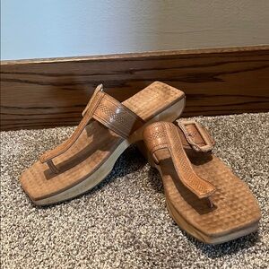 Women's Tan Sandals by Kelsi Dagger